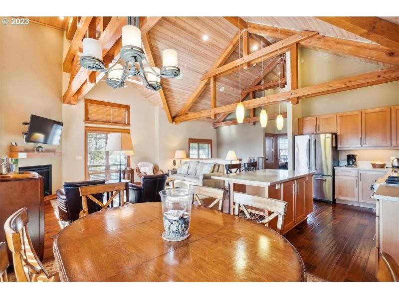 132 E Surfcrest AVE #A1-D, Cannon Beach, OR 97110