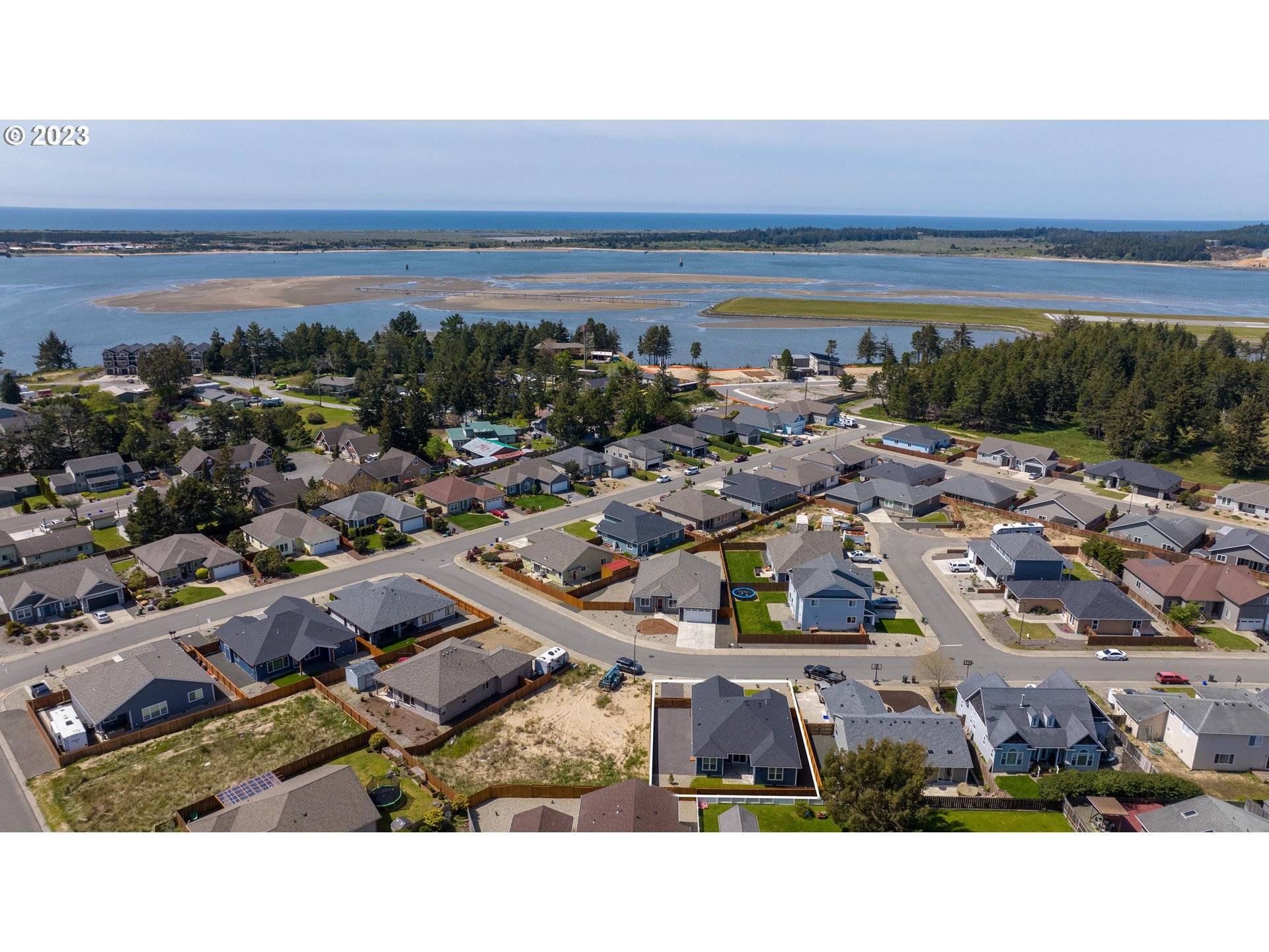 North Bend, OR 97459,1883 Steelhead ST