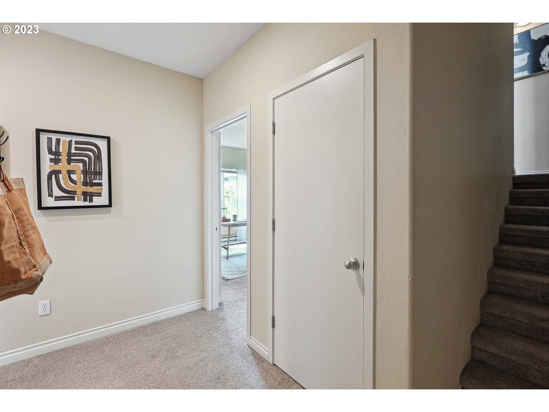 Portland, OR 97219,618 S NEVADA ST #H