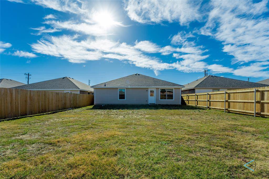 Mabank, TX 75147,18117 County Road 4001