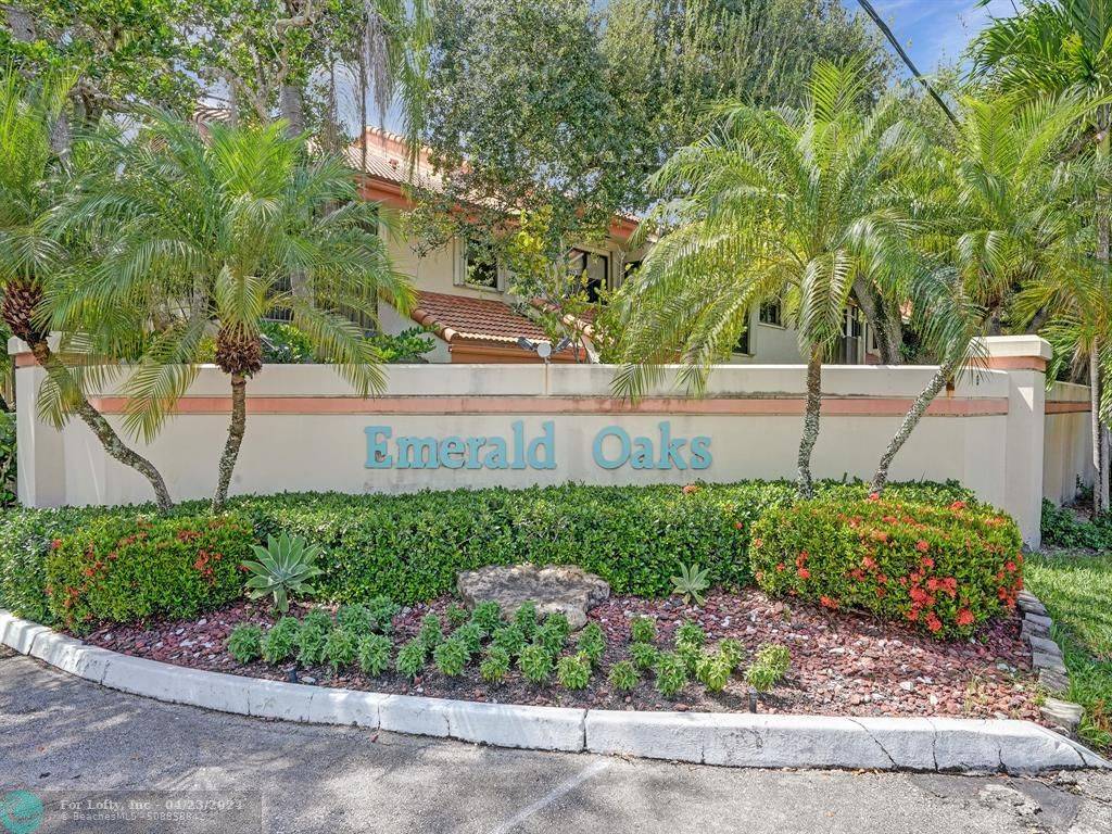 Hollywood, FL 33021,3400 Water Oak Dr  #1501