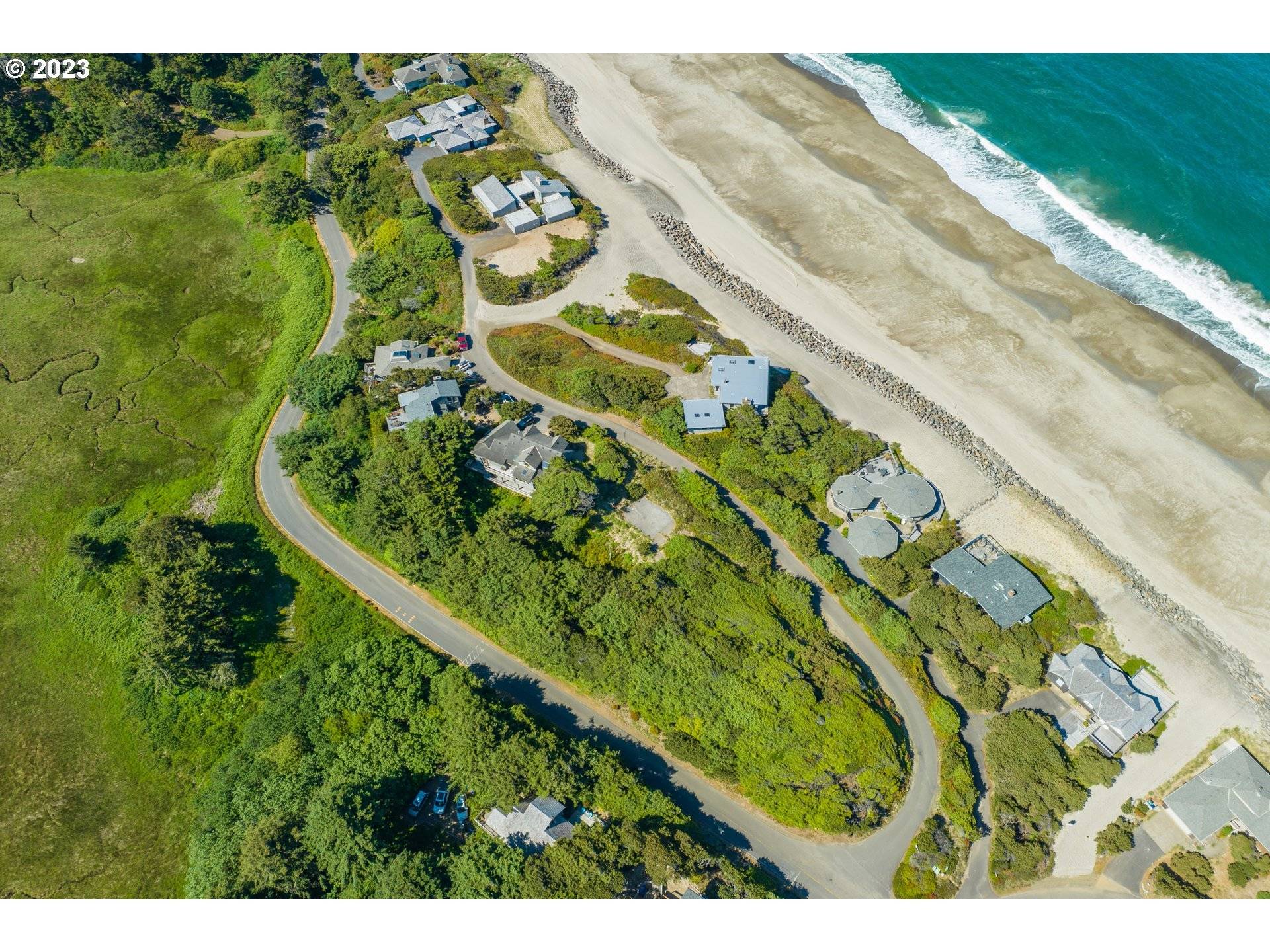 Gleneden Beach, OR 97388,21 SPOUTING WHALE LN