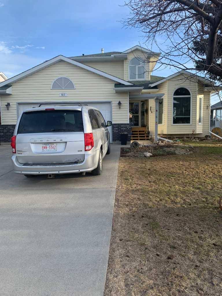 High River, AB T1Y 1E5,911 High Country DR