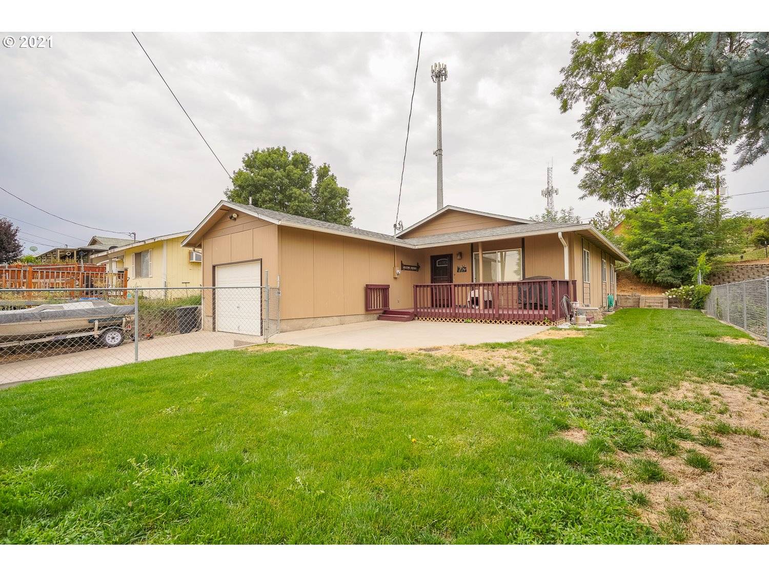 Pendleton, OR 97801,817 SE 8TH ST