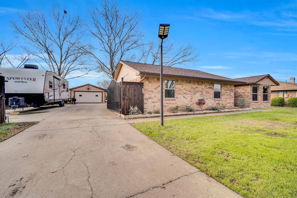 Red Oak, TX 75154,137 Spring Branch Drive