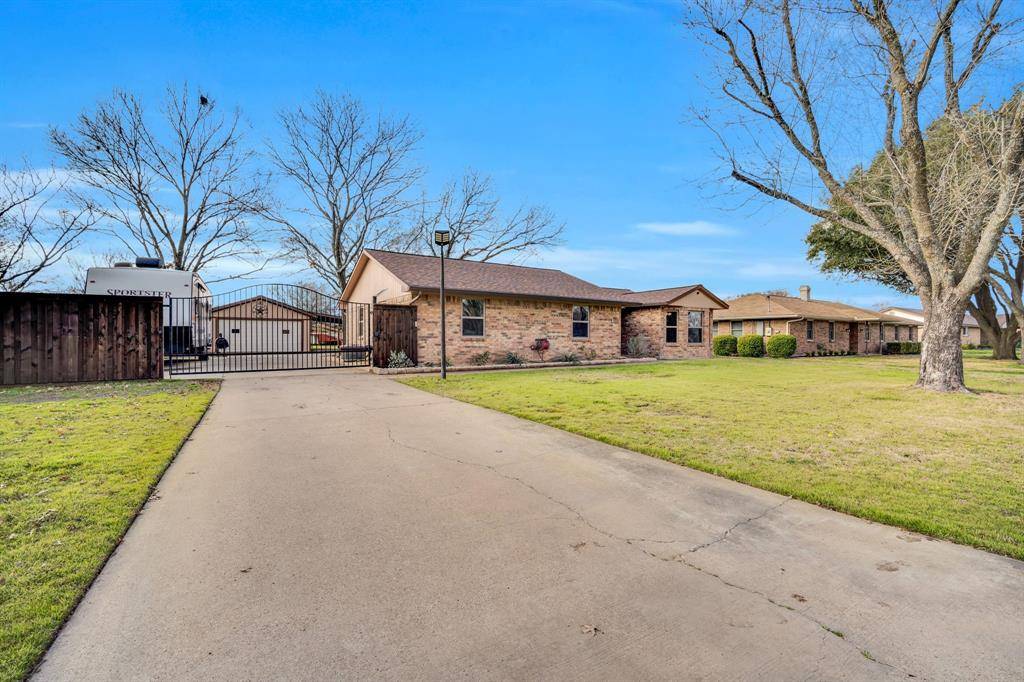 Red Oak, TX 75154,137 Spring Branch Drive