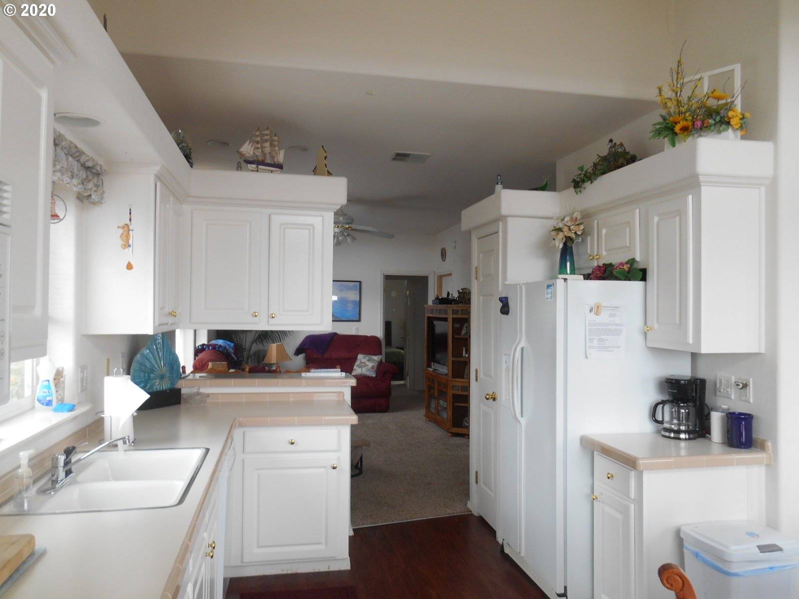 Garibaldi, OR 97118,8905 GRANT ST