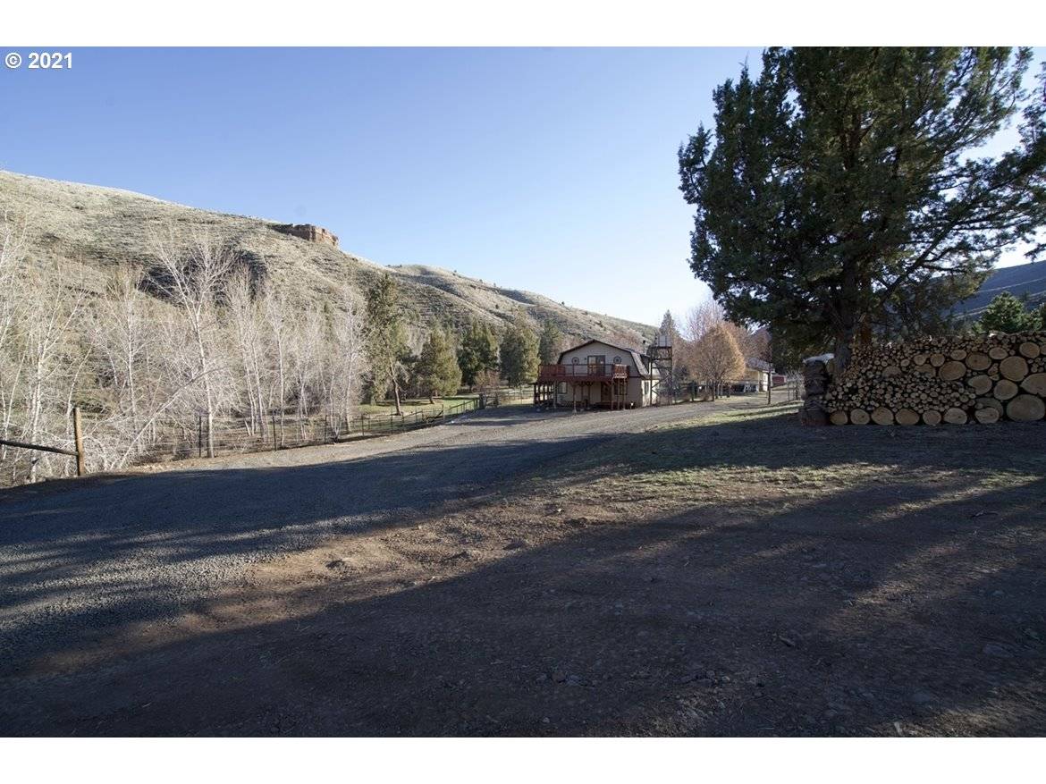 Dayville, OR 97825,42926 ANTONE HIGHWAY RD