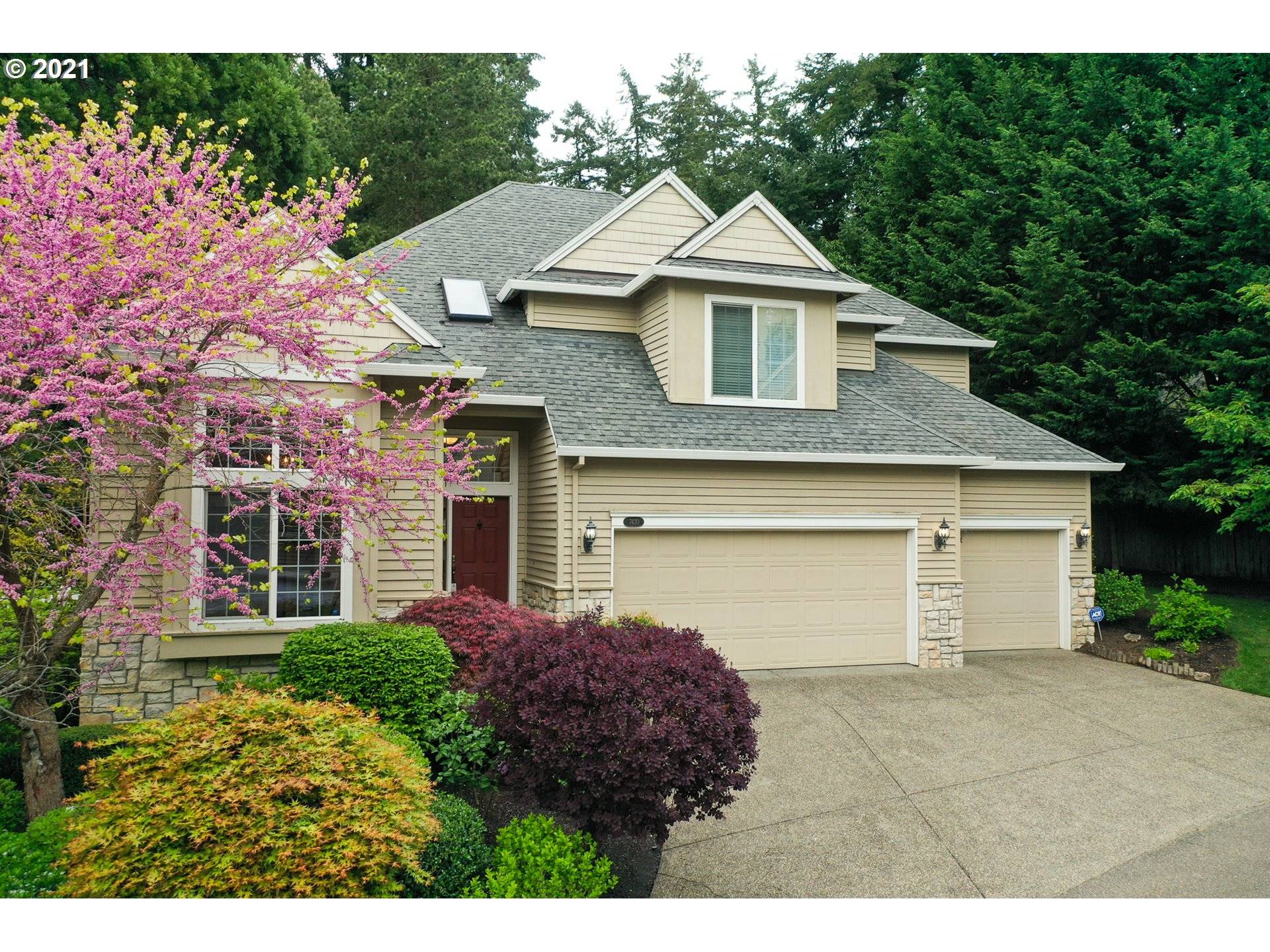 Portland, OR 97219,7420 SW 64TH PL