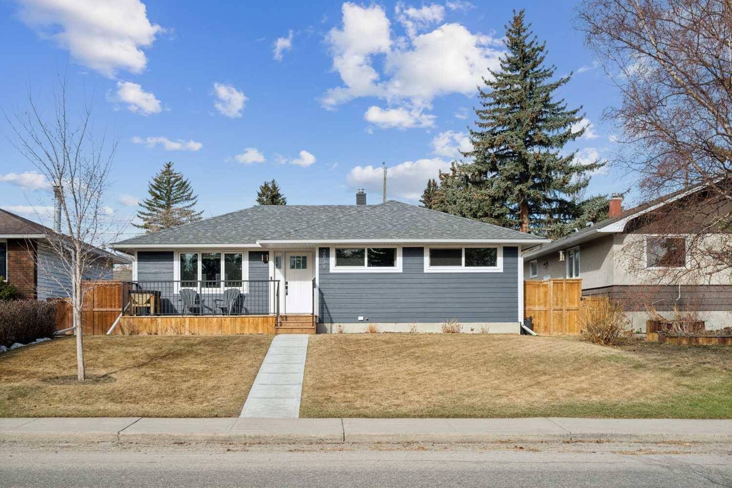 Calgary, AB T3C 1Y6,2839 45 ST SW