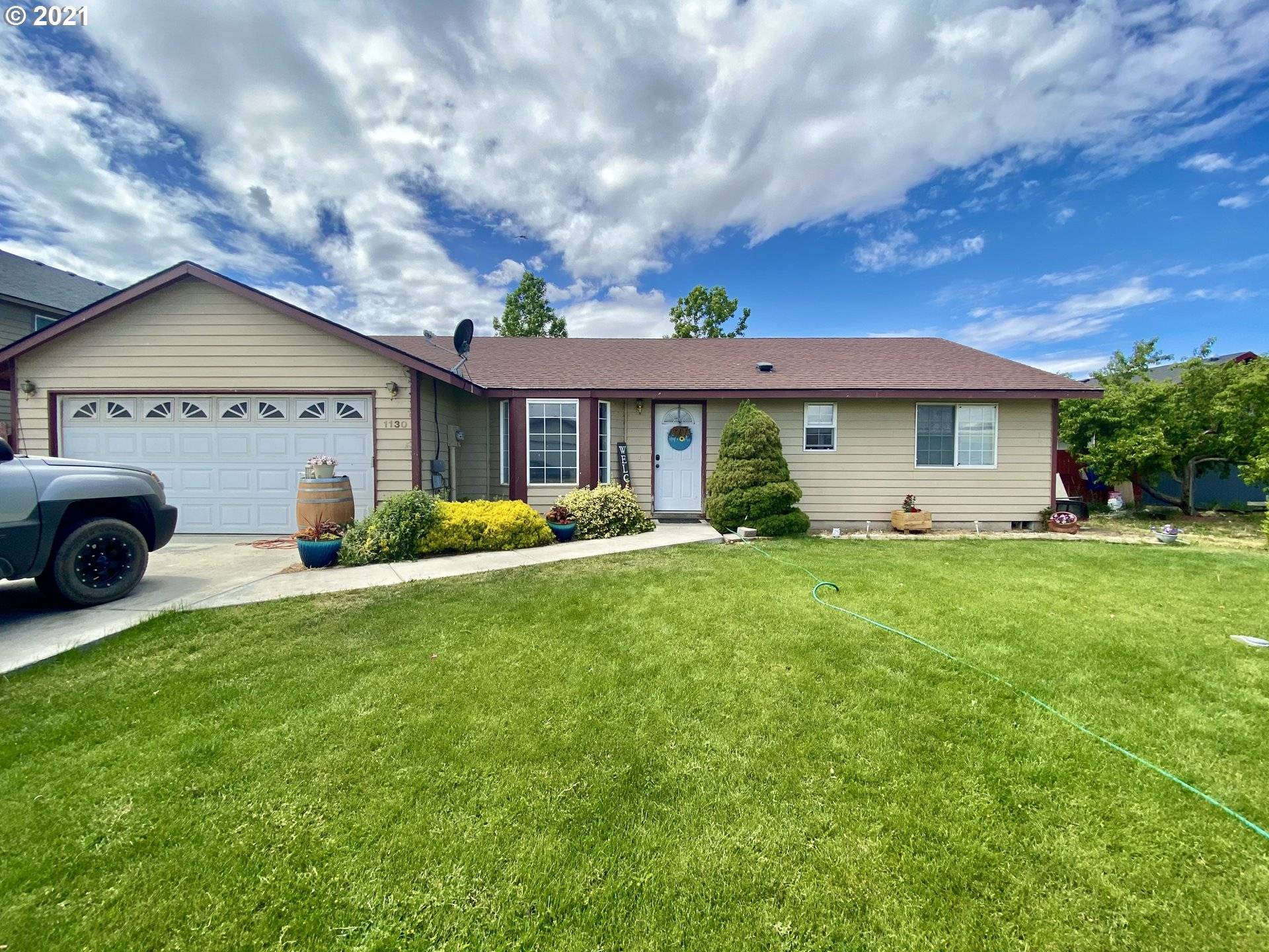 1130 S Rose PL, Othello, WA 99344