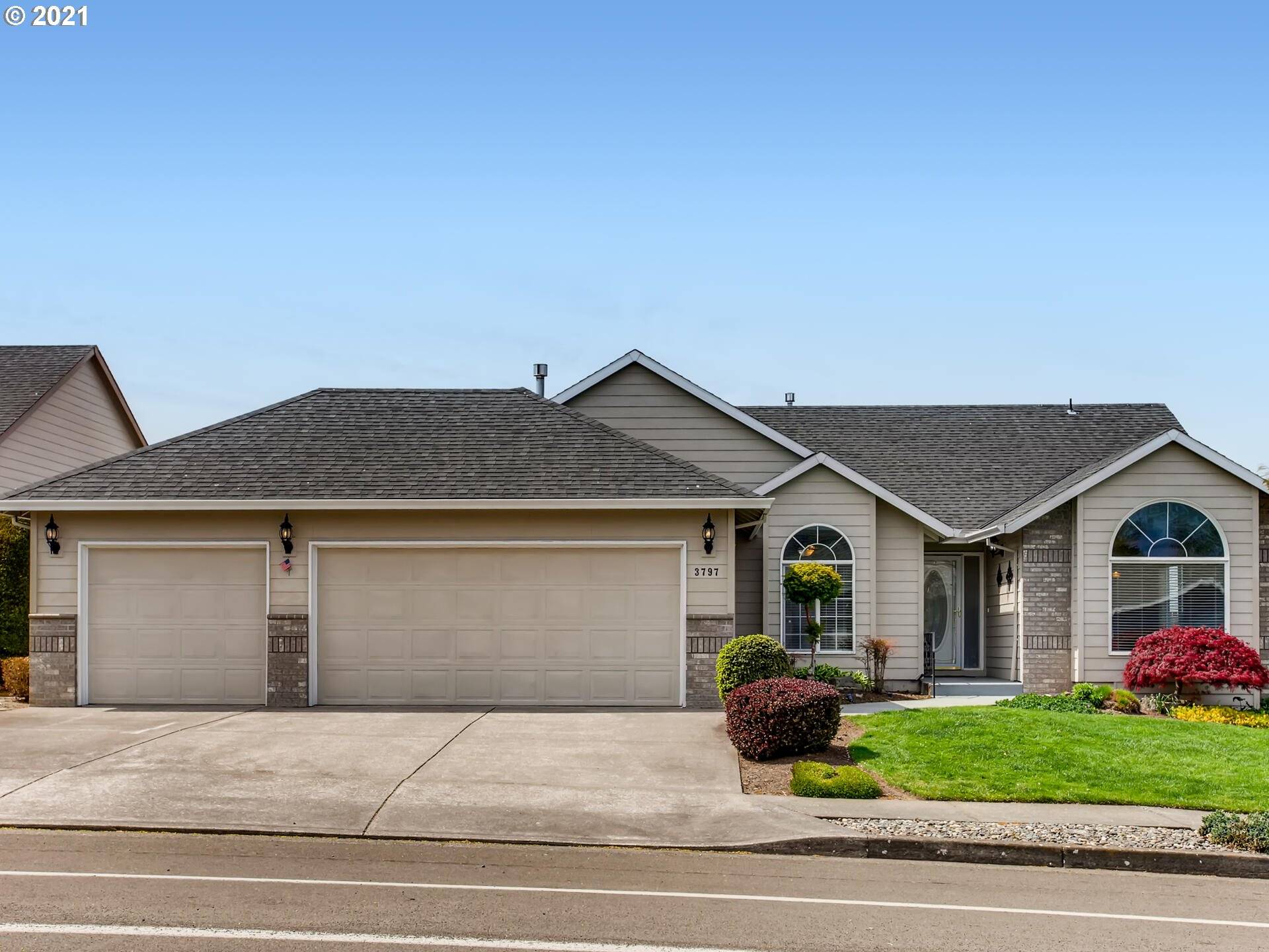 Fairview, OR 97024,3797 NE FAIRVIEW LAKE WAY