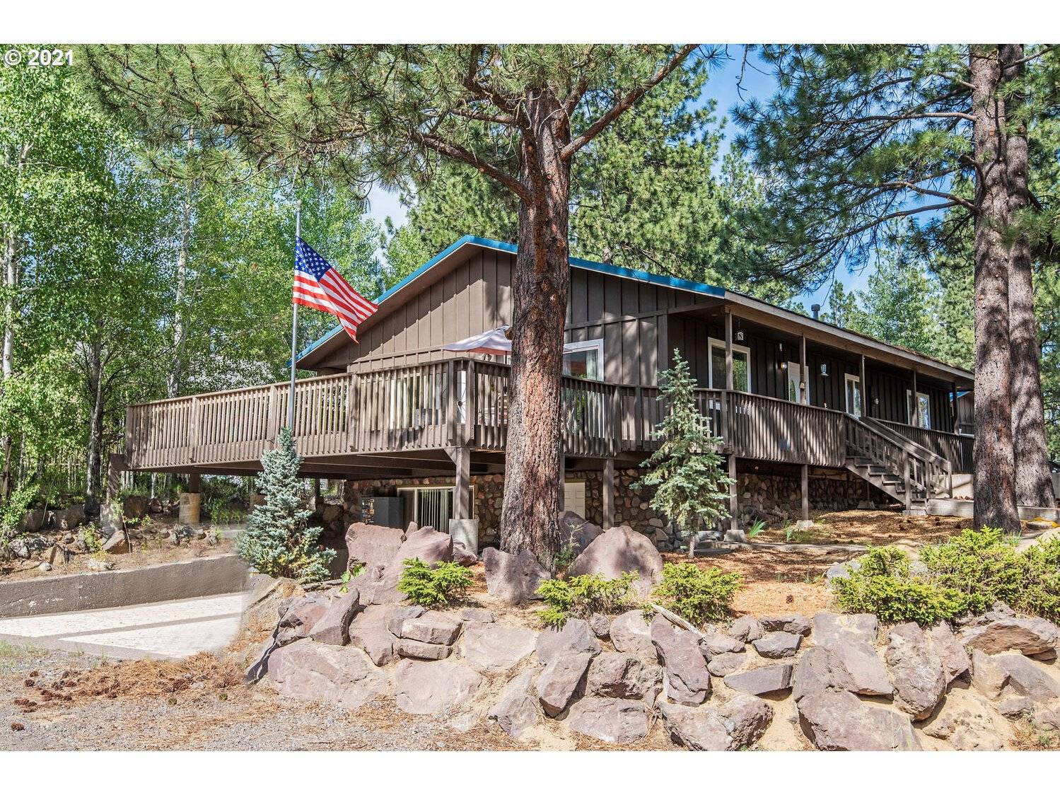 55020 MARTEN LN, Bend, OR 97707