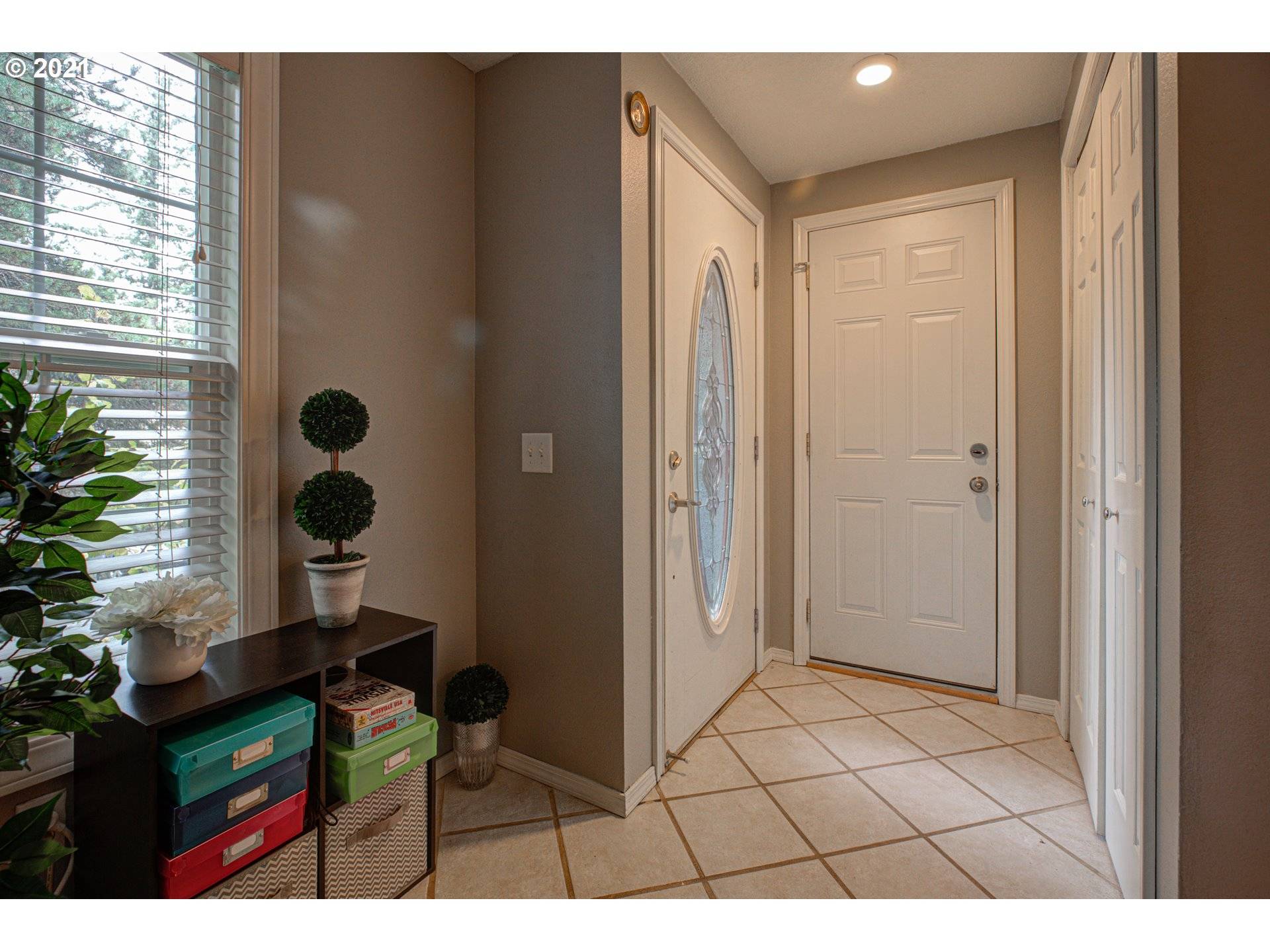 Portland, OR 97229,12340 NW MCDANIEL RD ##2