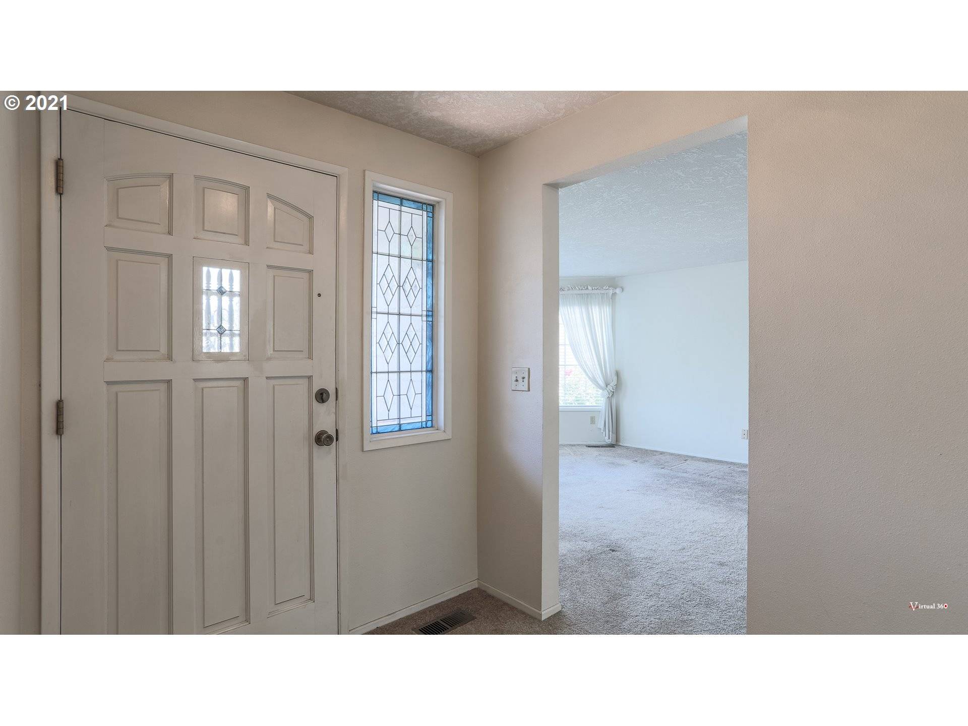 Woodburn, OR 97071,2068 LILAC WAY