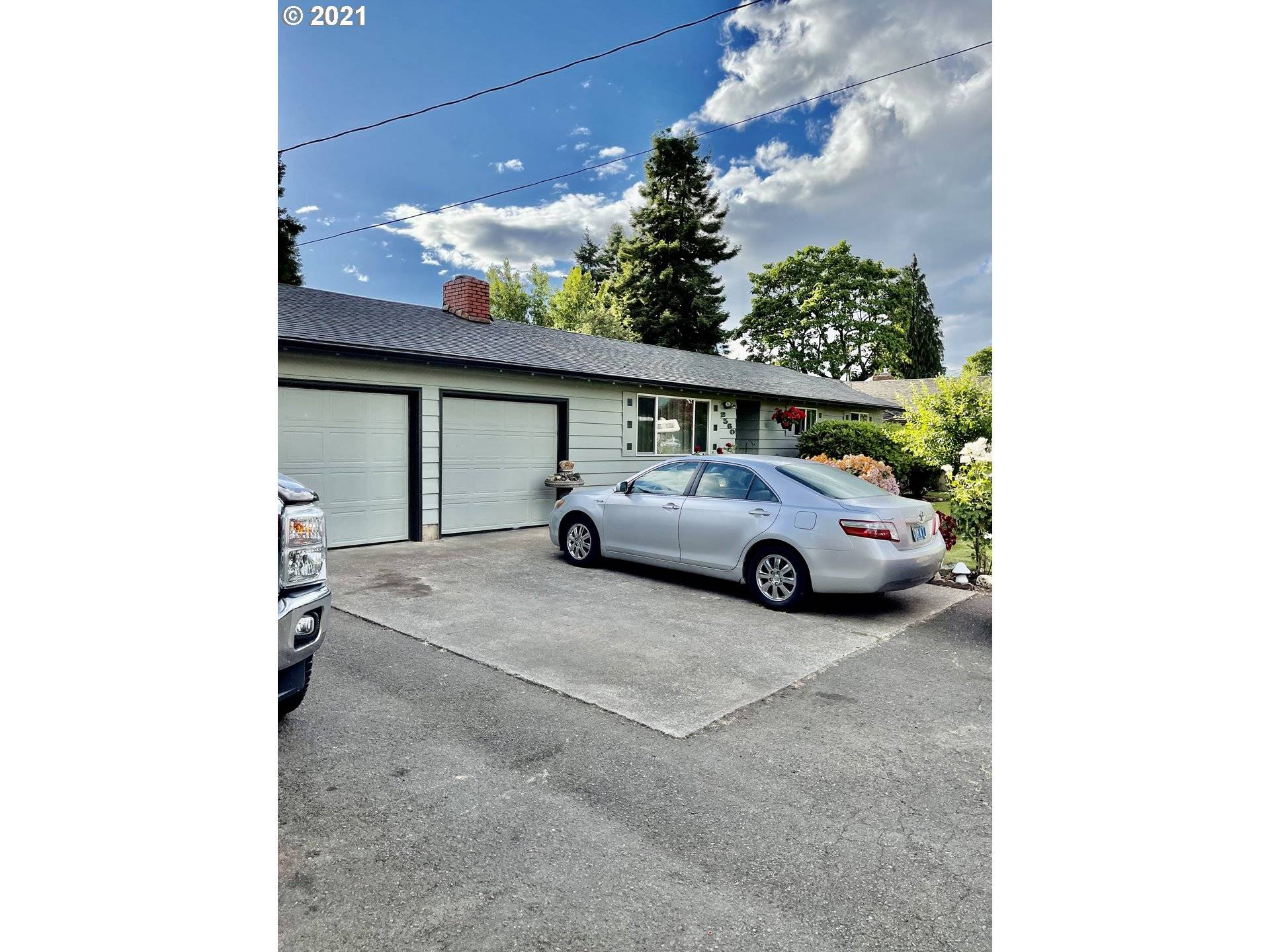 Springfield, OR 97477,2560 HARVEST LN