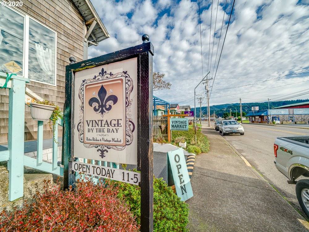 Garibaldi, OR 97118,410 GARIBALDI AVE