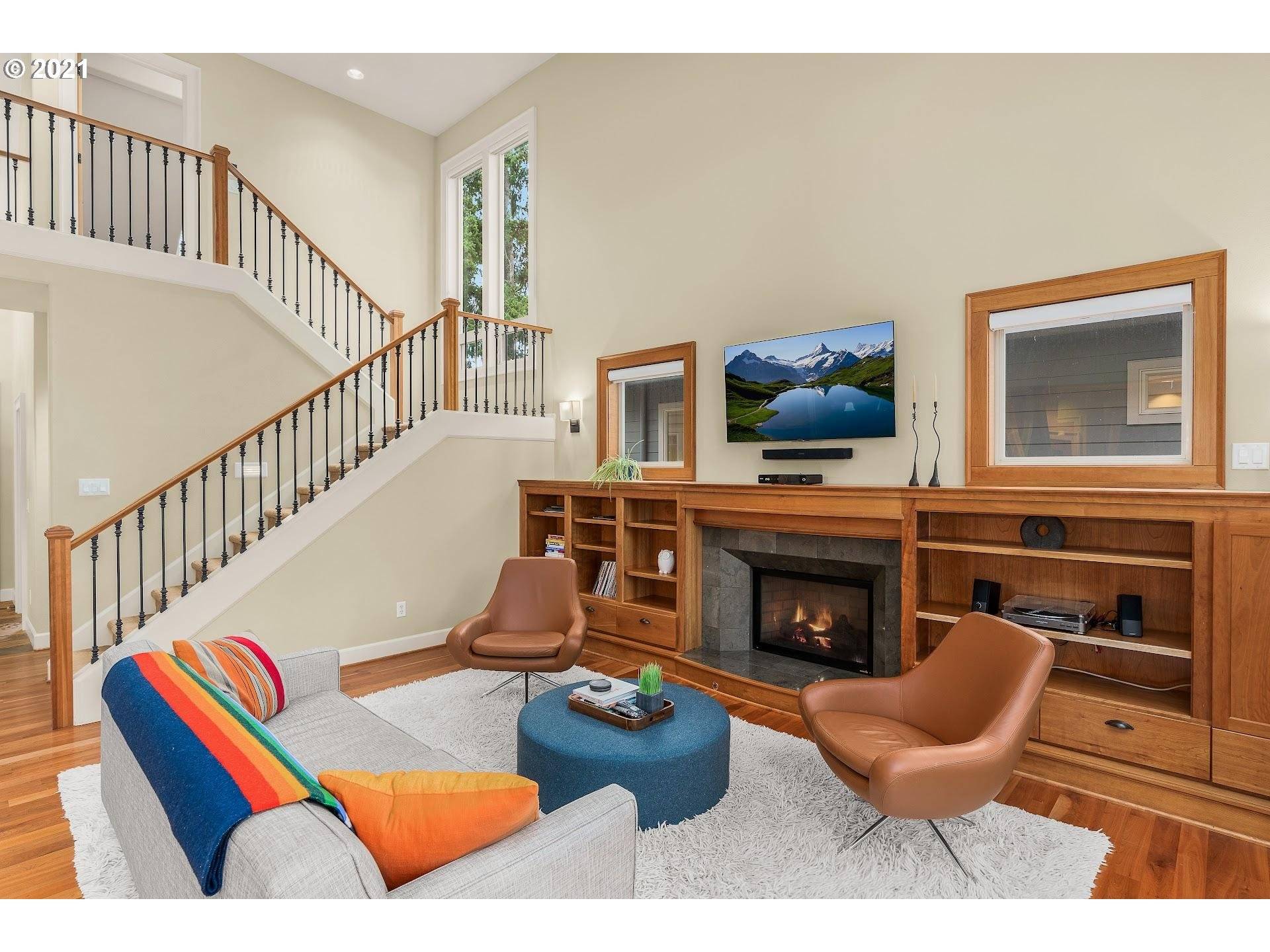 Portland, OR 97239,5663 SW MENEFEE DR