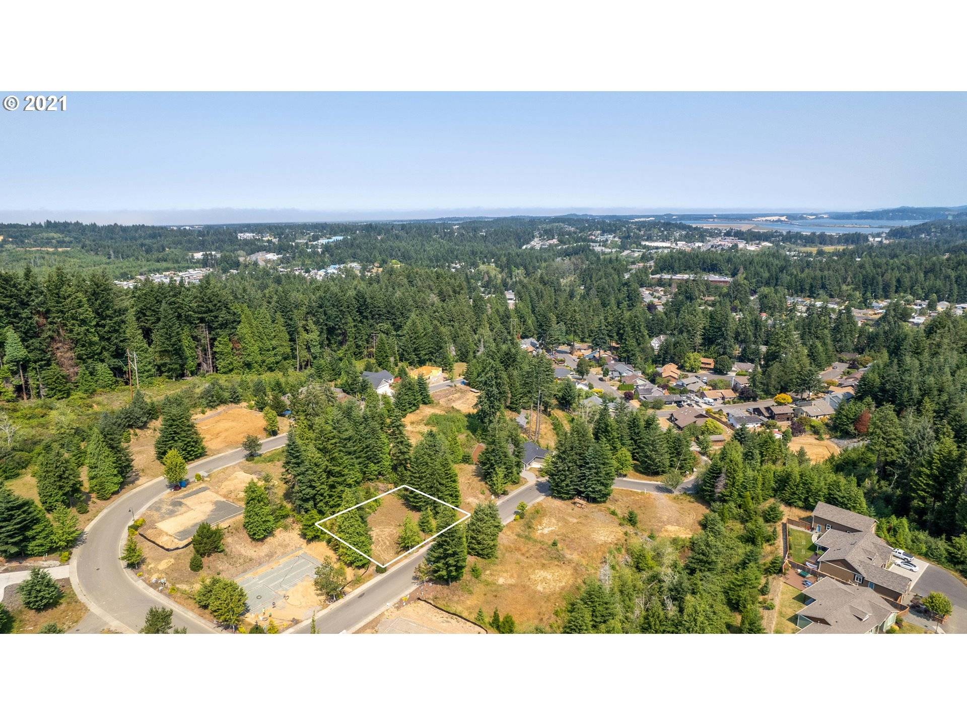 Coos Bay, OR 97420,2256 TIMBERLINE DR #4100