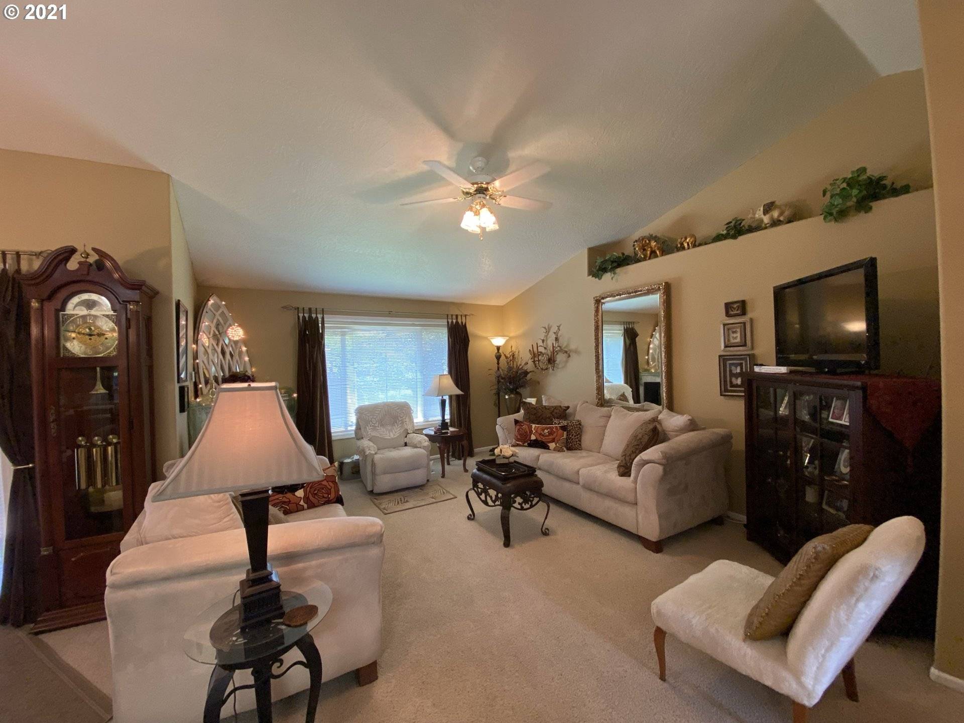 Creswell, OR 97426,567 N 1ST ST