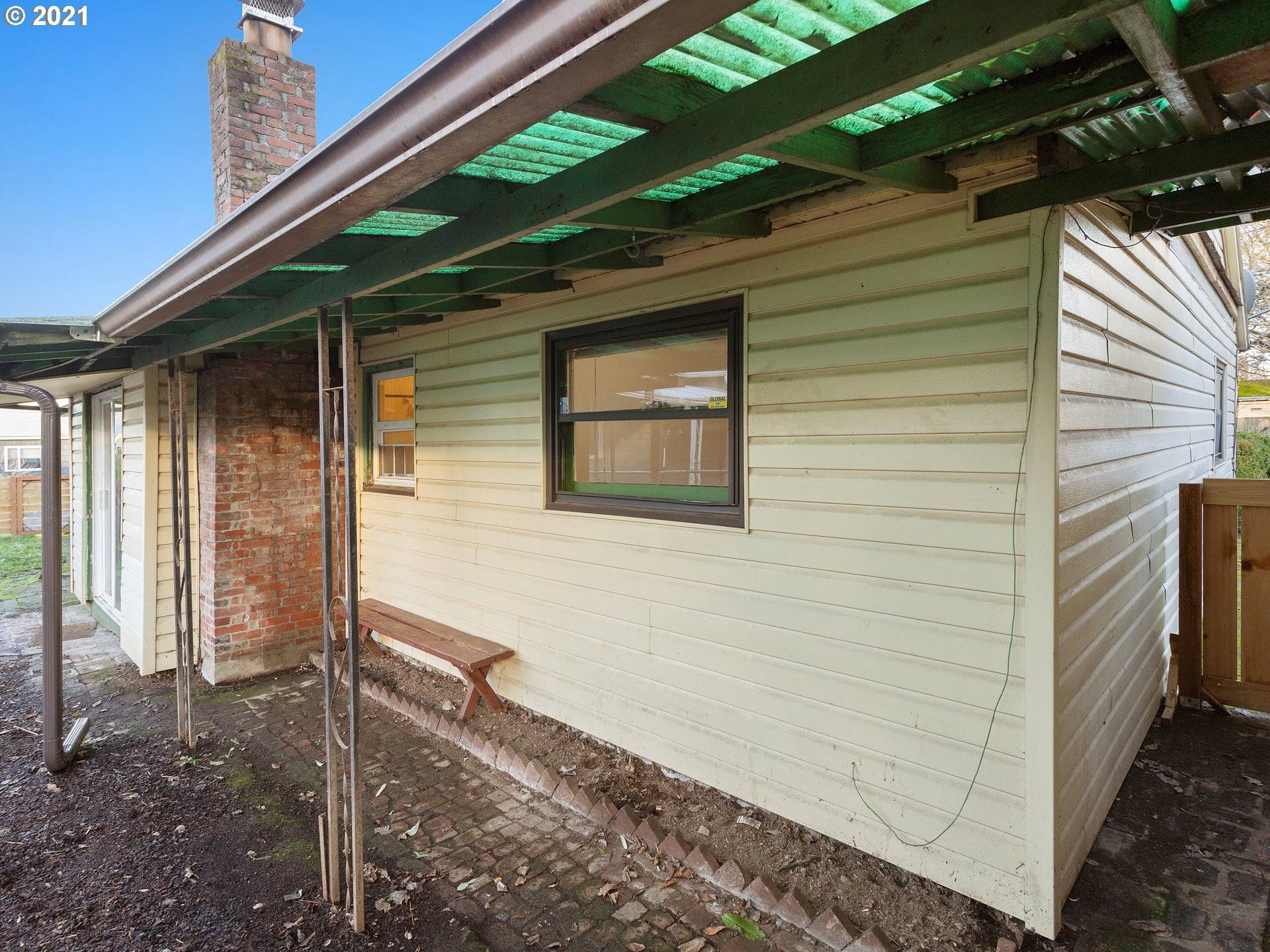 Portland, OR 97217,3104 N FARRAGUT ST