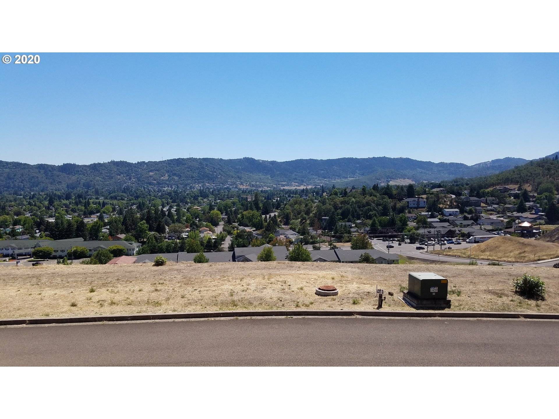 Roseburg, OR 97471,1972 NW WAREWOOD TERRACE CT #Lot14