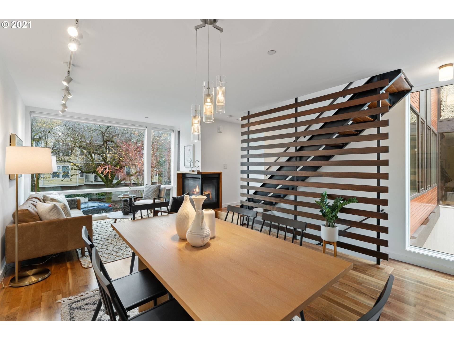 Portland, OR 97201,245 SW MEADE ST #M3