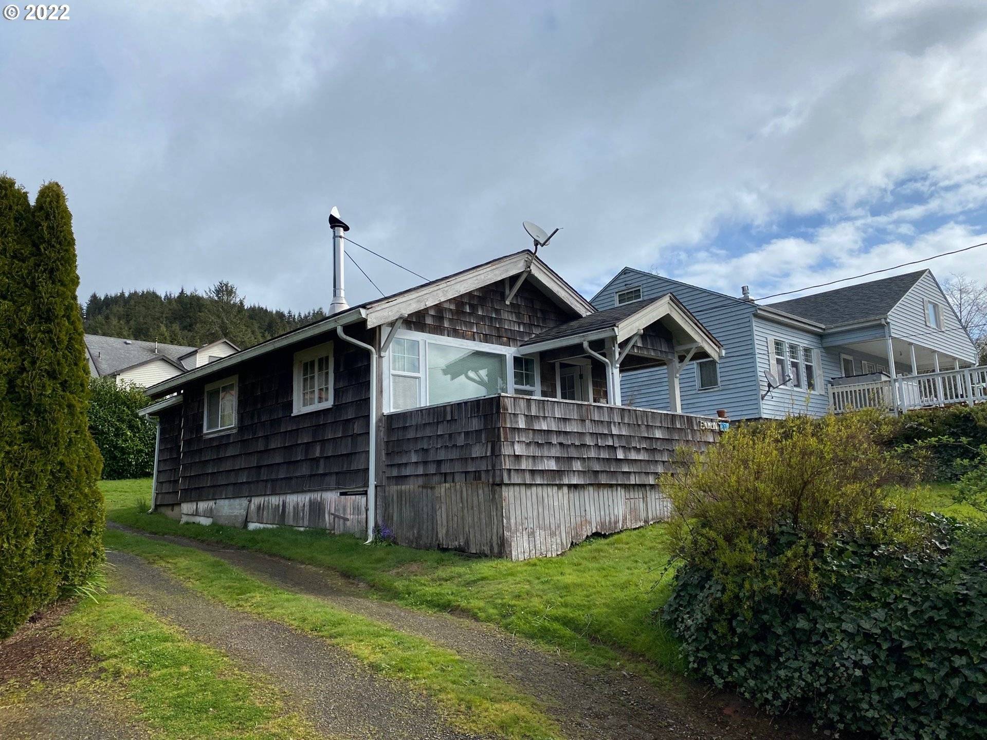 Garibaldi, OR 97118,304 FIR AVE