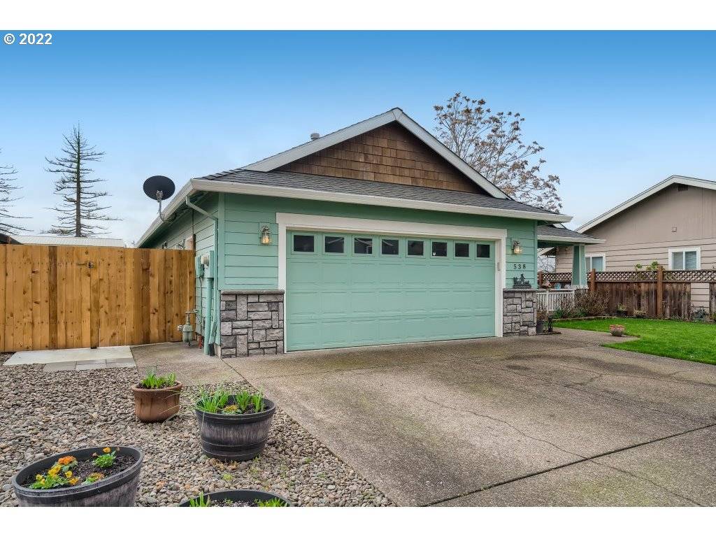Molalla, OR 97038,538 WEST LN