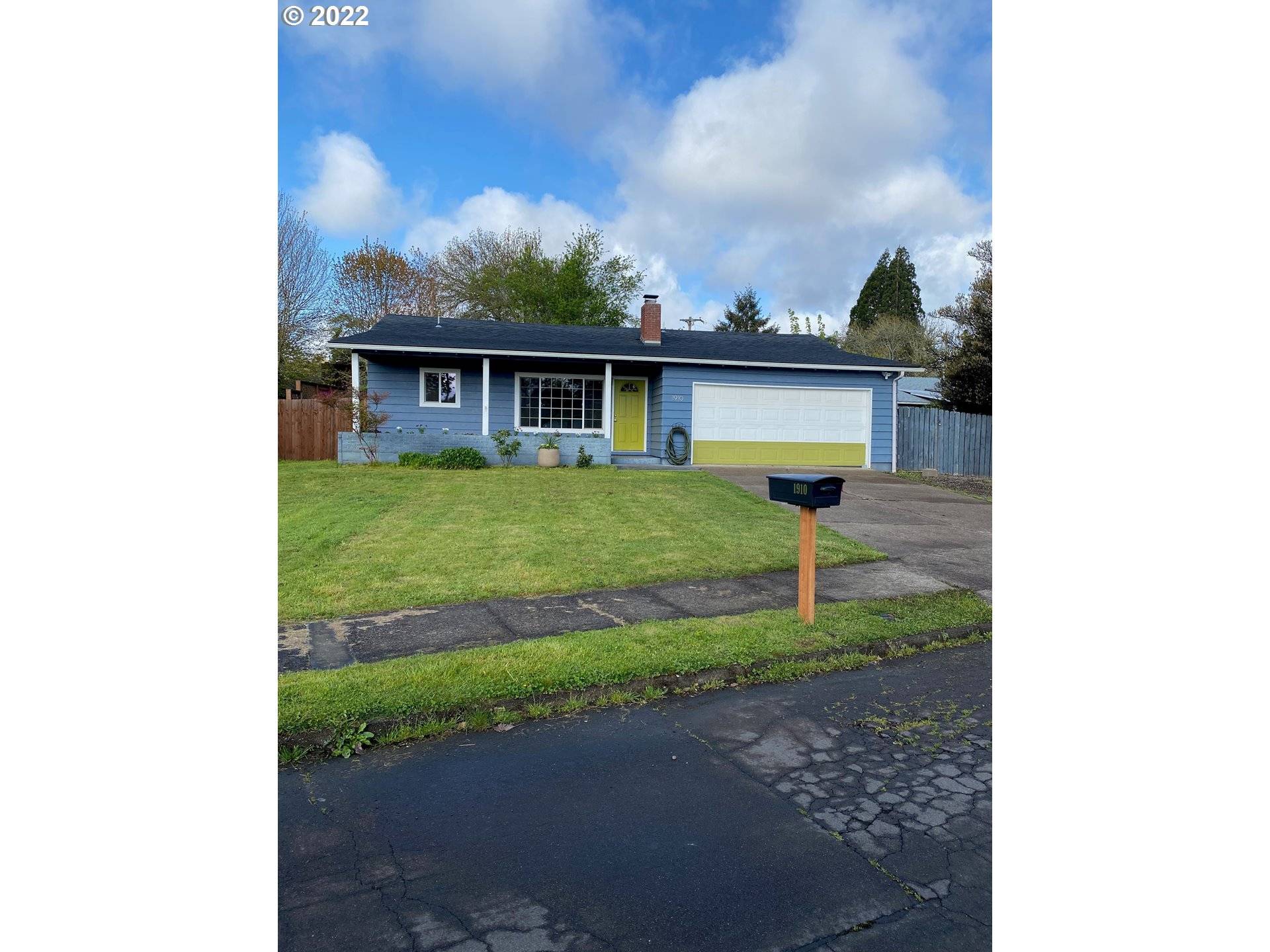 Corvallis, OR 97330,1910 NW 23RD ST