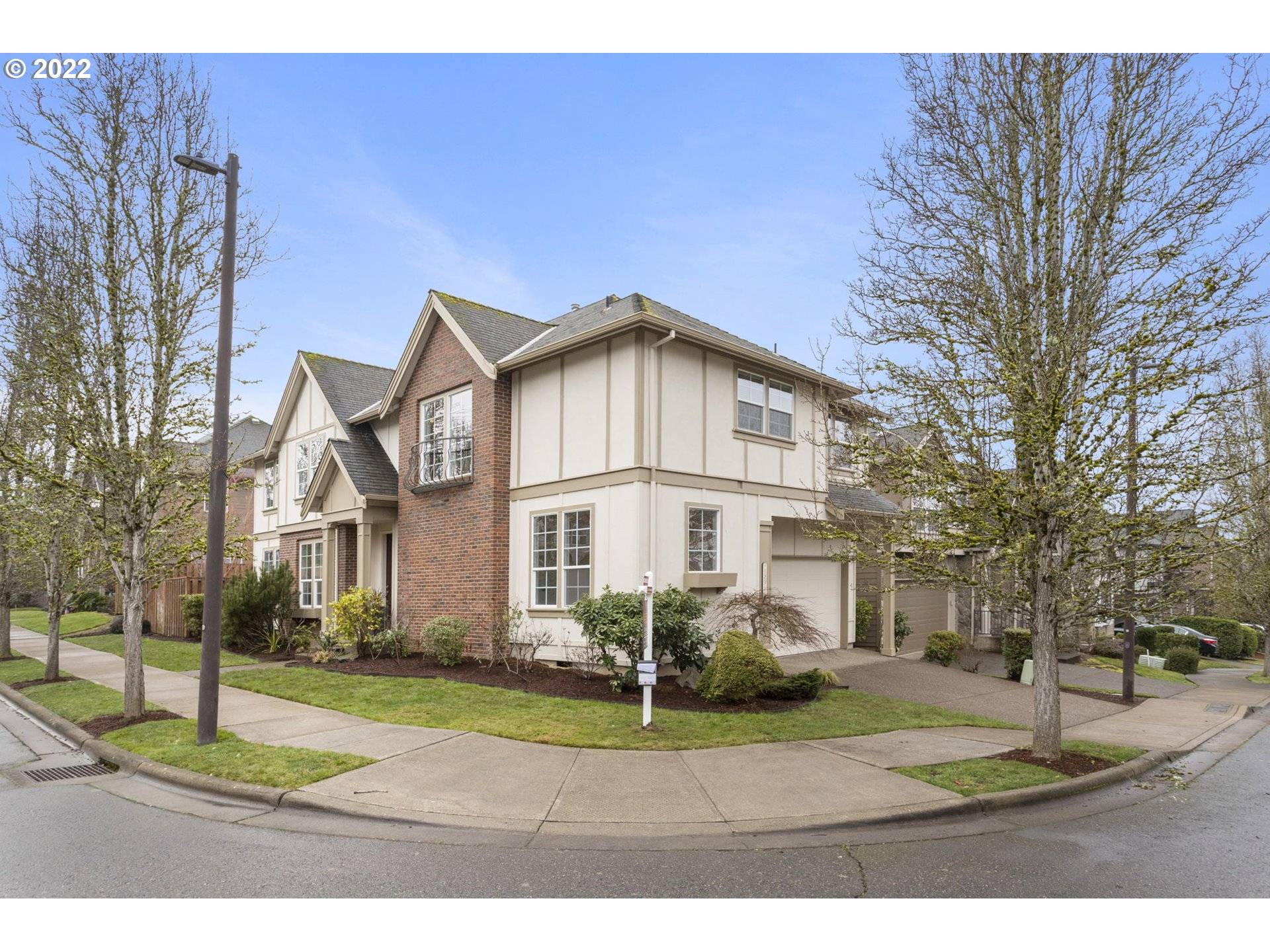 Portland, OR 97229,12718 NW BAYONNE LN