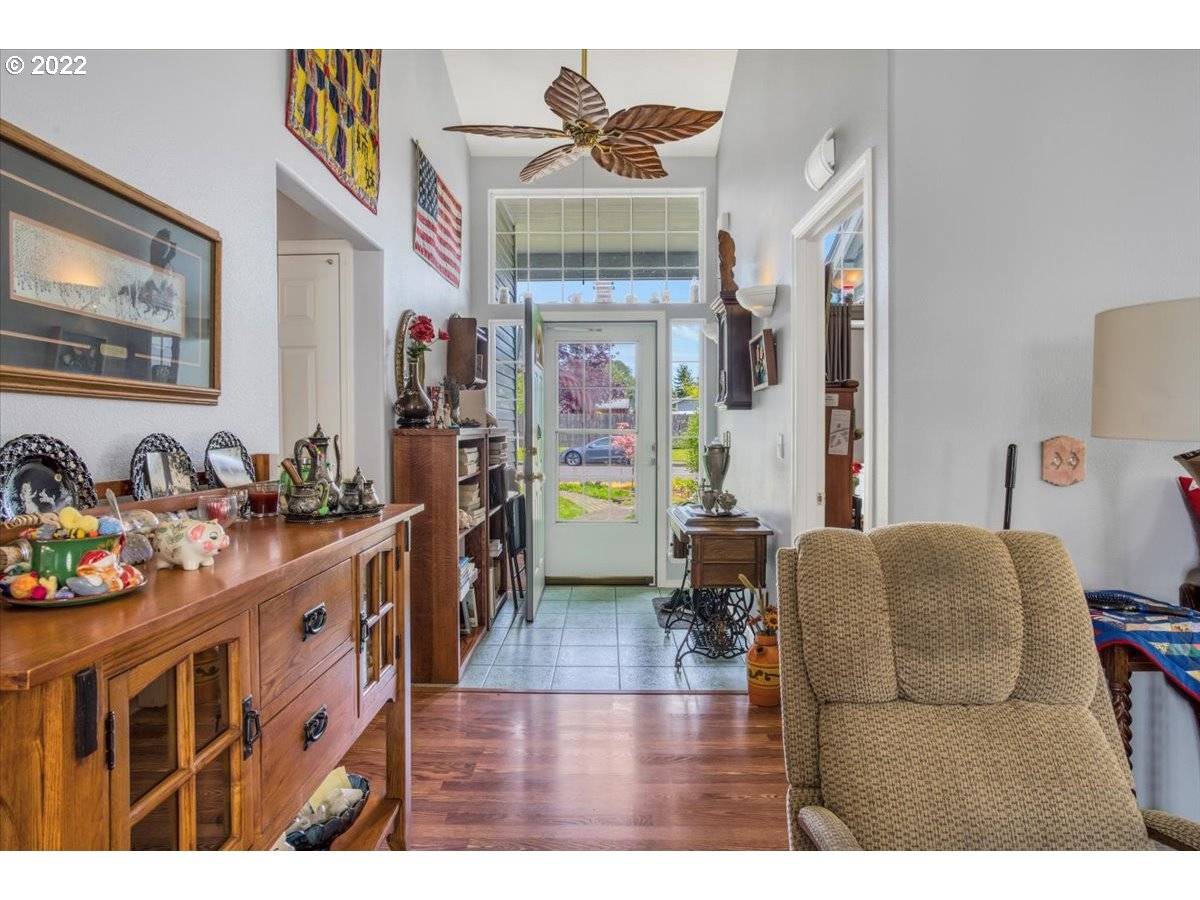 Dallas, OR 97338,671 SW WYATT ST