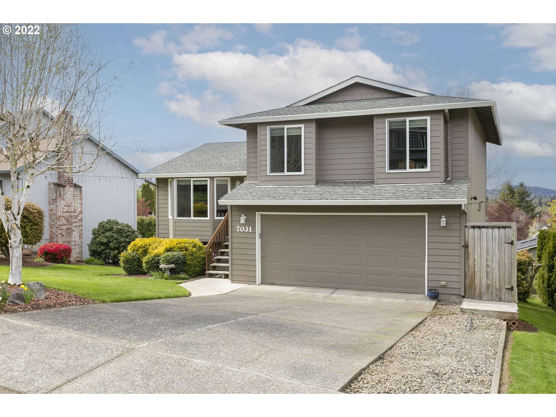 Portland, OR 97266,7031 SE 116TH AVE