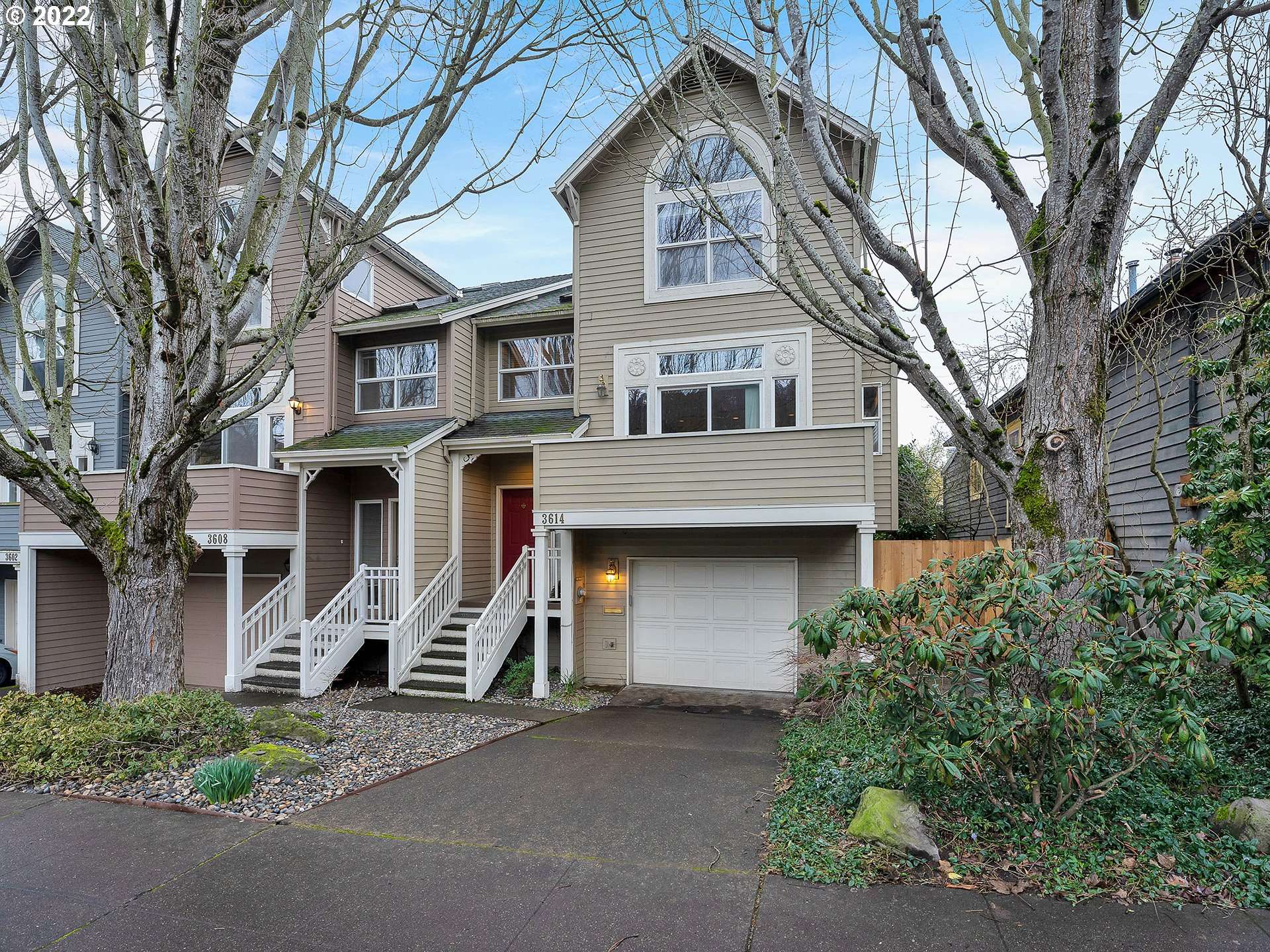 Portland, OR 97239,3614 S CORBETT AVE