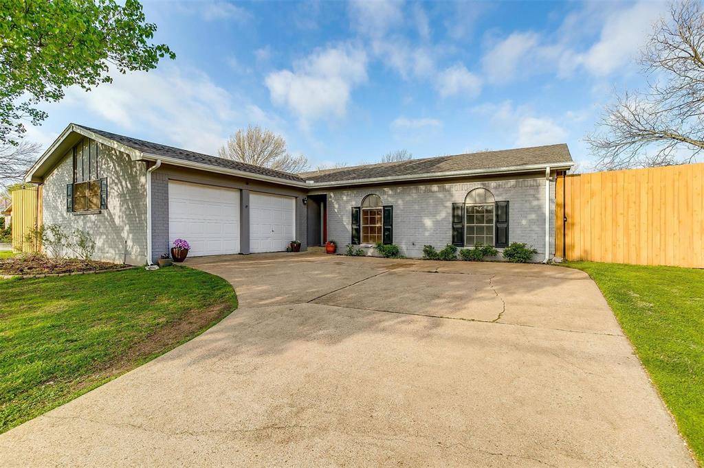 Benbrook, TX 76126,1222 Usher Street