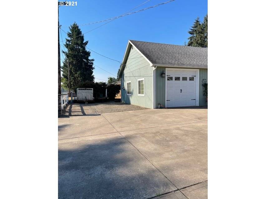 Springfield, OR 97478,4887 E ST