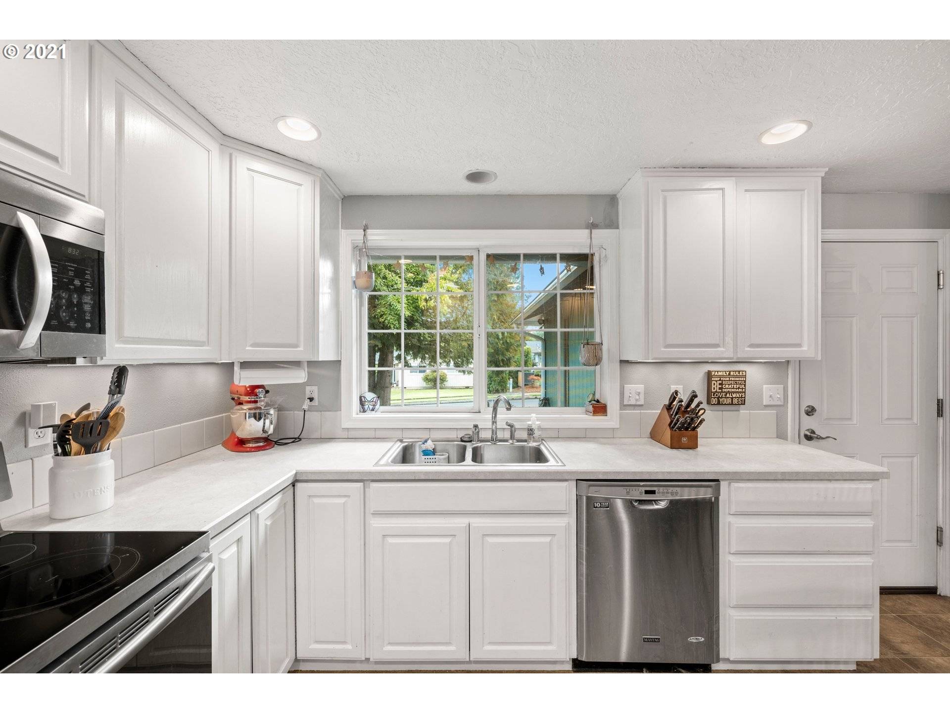 Gresham, OR 97080,1055 SE WENDY AVE