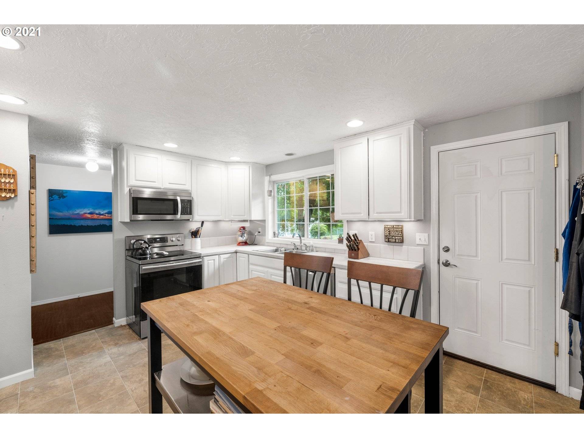 Gresham, OR 97080,1055 SE WENDY AVE