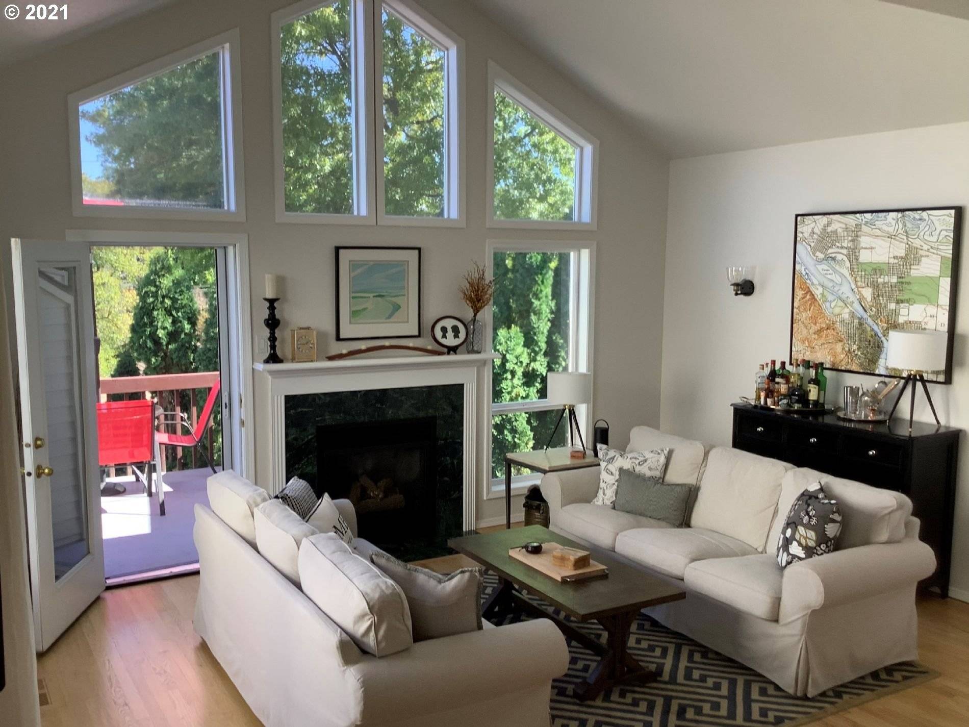 Portland, OR 97239,3834 S WATER AVE