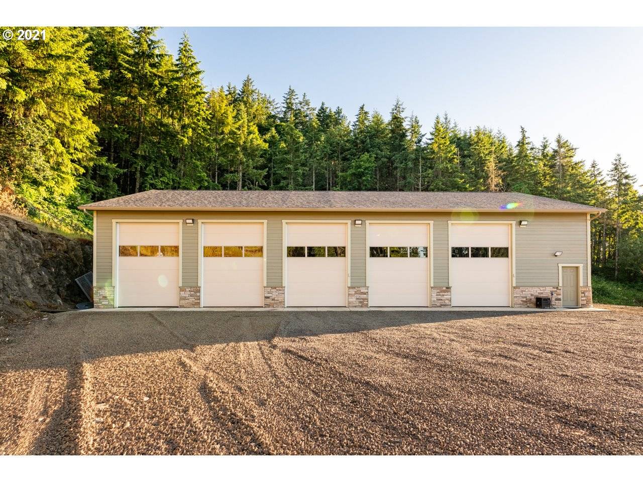 Jefferson, OR 97352,4475 BLUE HERON LN
