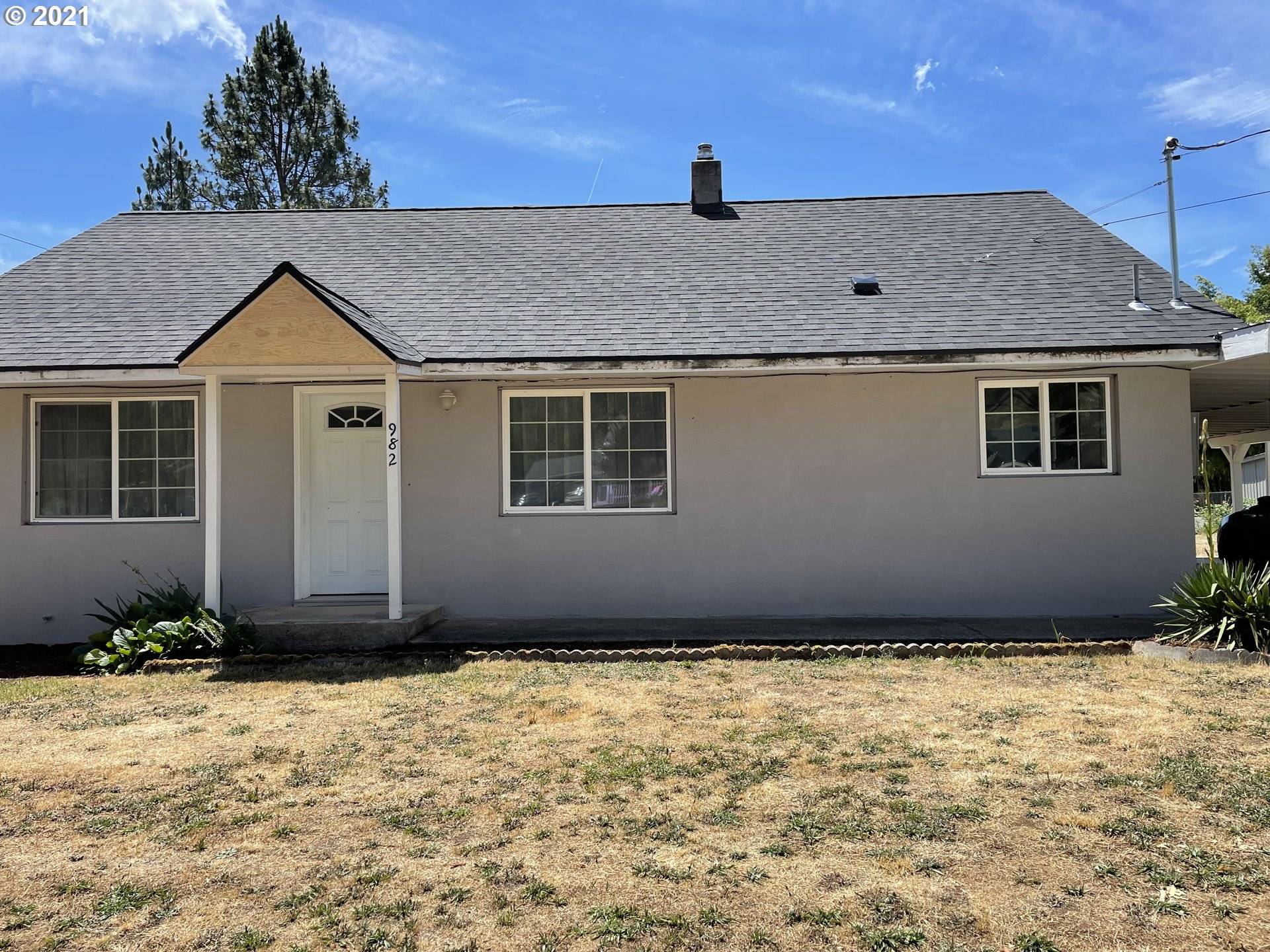 Myrtle Creek, OR 97457,982 NE LILLIAN ST