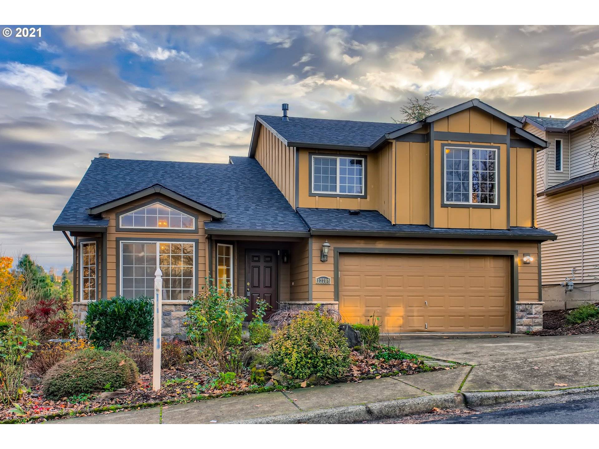 Portland, OR 97229,17708 NW REINDEER DR