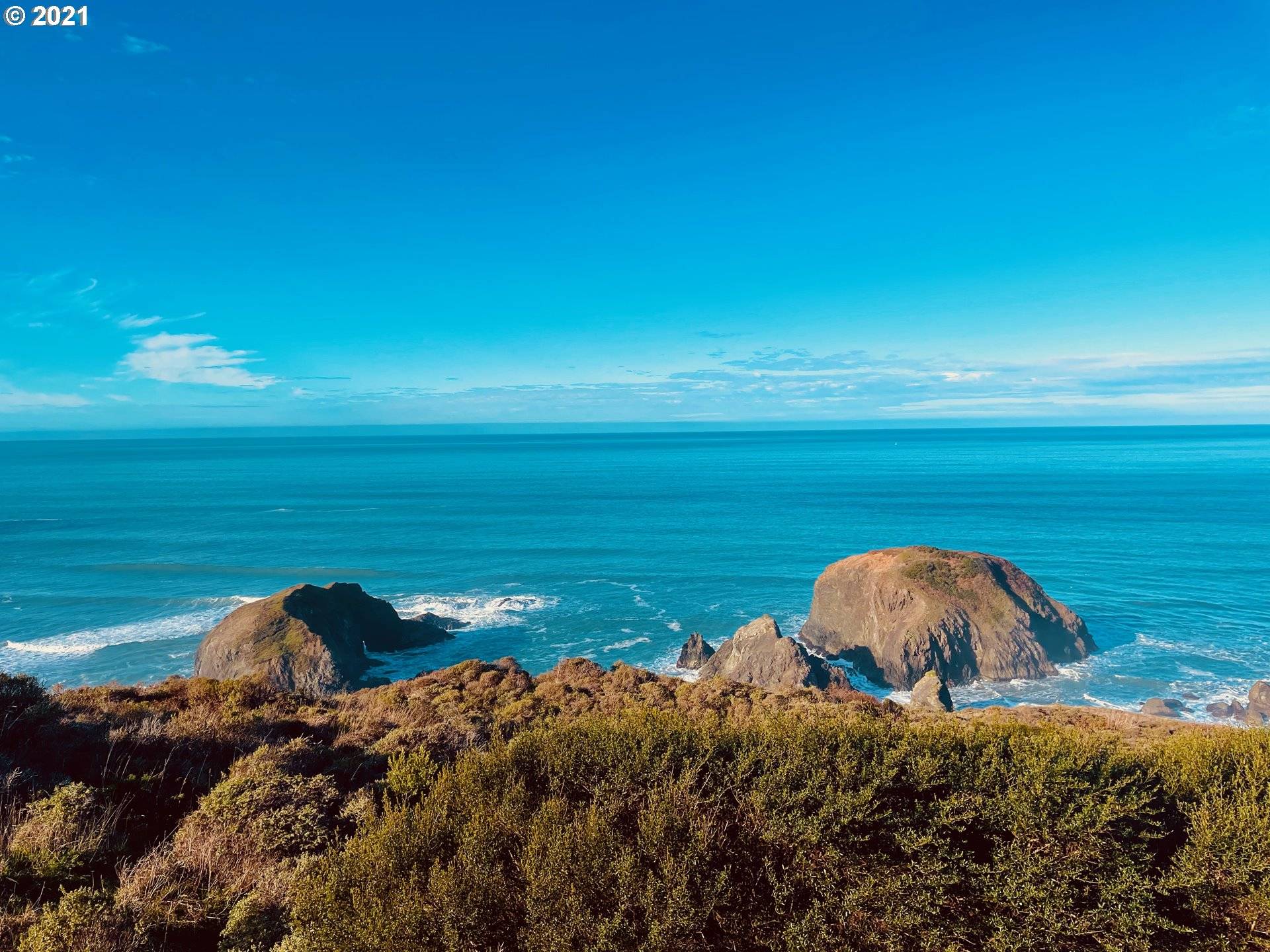 HWY 101, Gold Beach, OR 97444