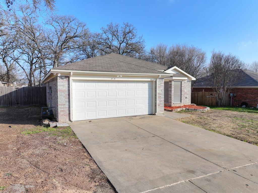 Weatherford, TX 76086,322 Sweetwater Drive