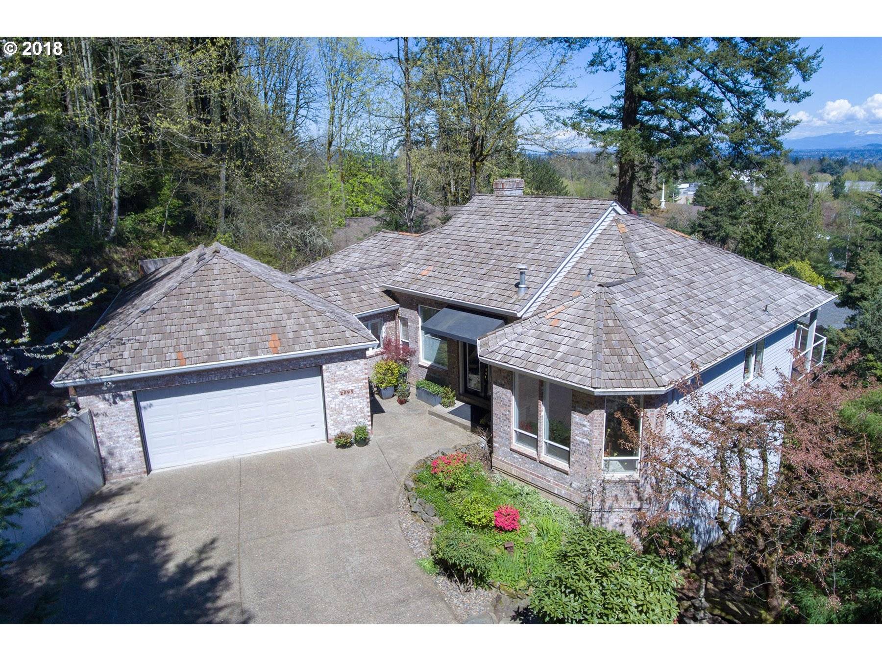 Lake Oswego, OR 97034,2095 RIDGE POINTE DR