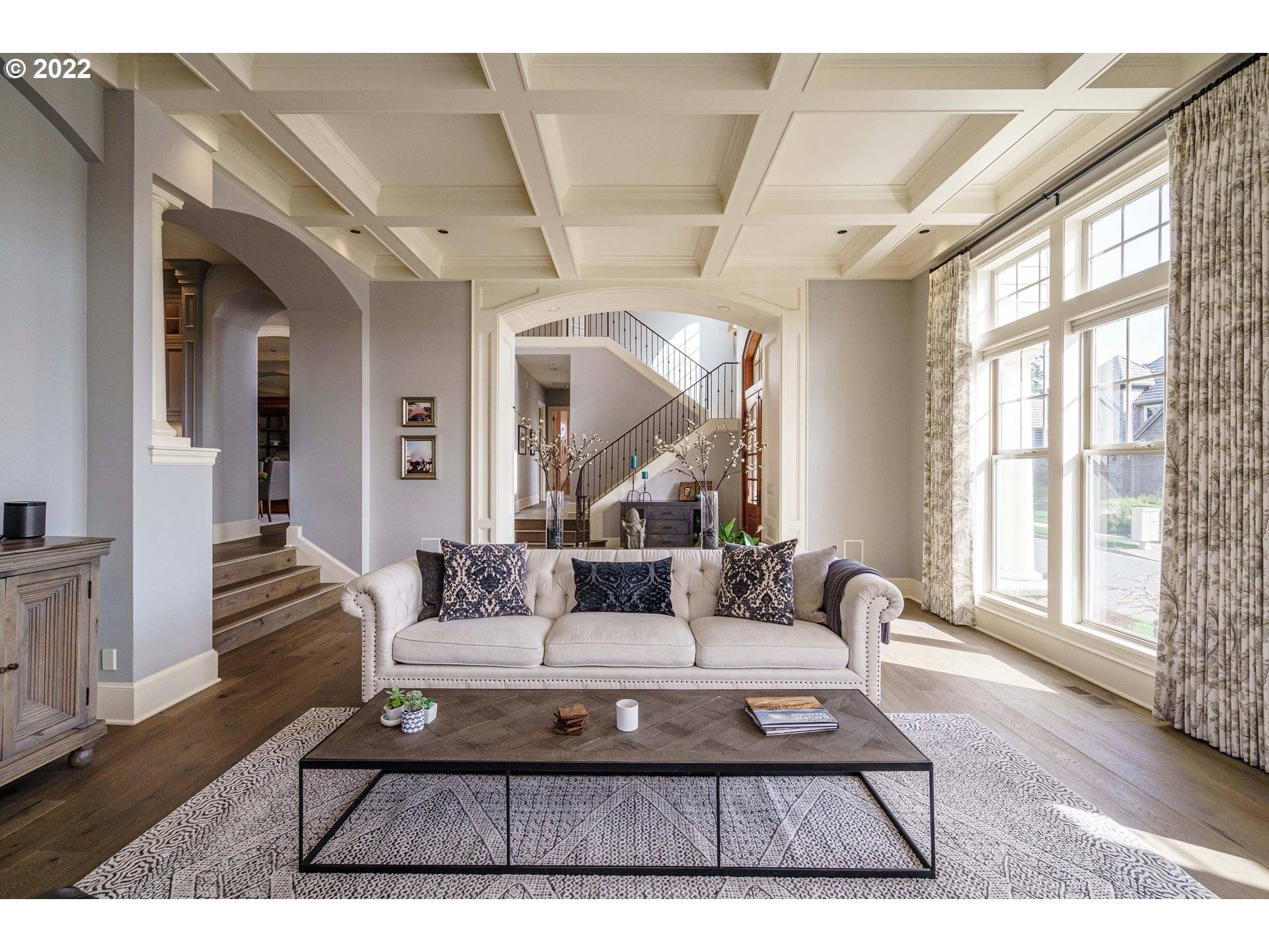 Lake Oswego, OR 97034,18137 MEADOWLARK LN