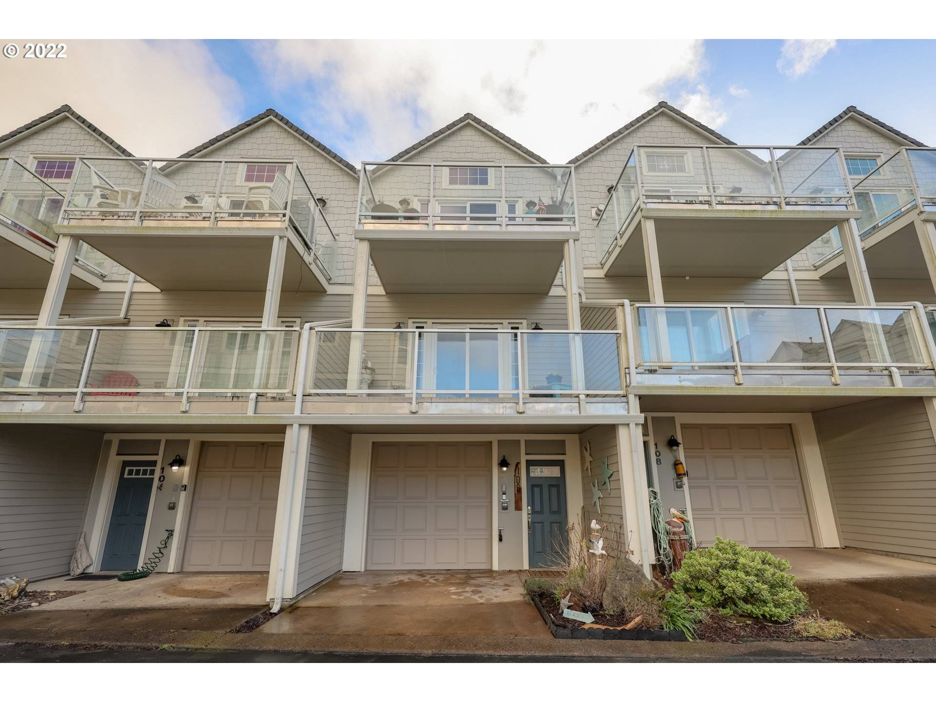 Rockaway Beach, OR 97136,106 N 2ND AVE