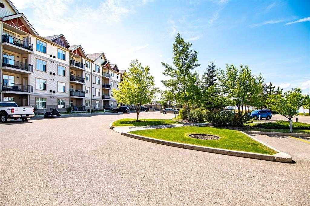 Sylvan Lake, AB T4S 0A4,100 Lakeway BLVD #322