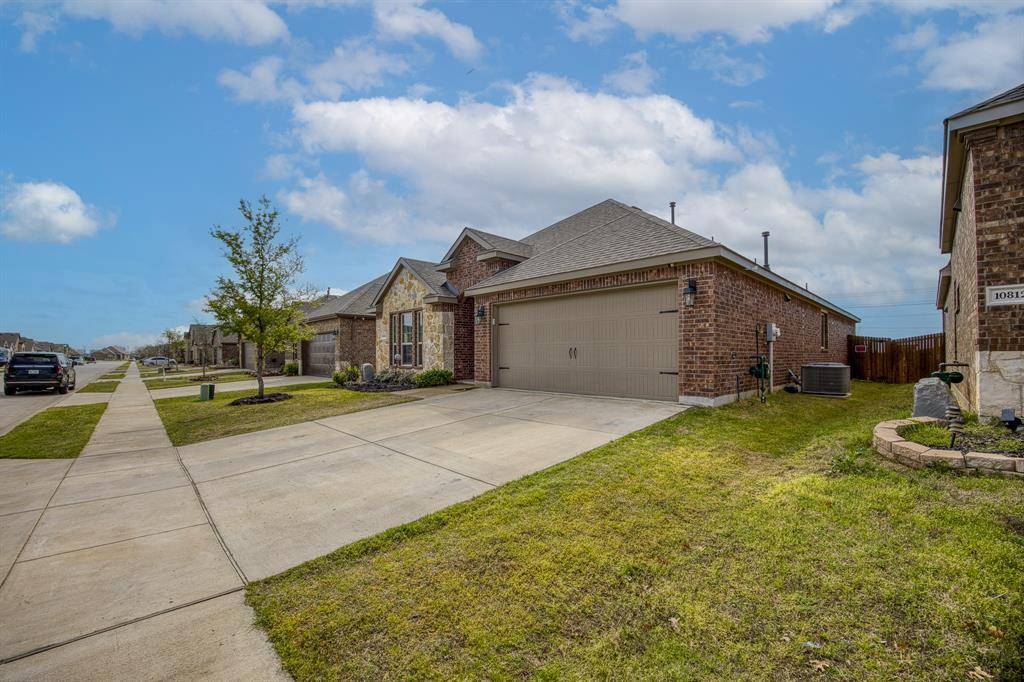 Aubrey, TX 76227,10816 Aledo Lane