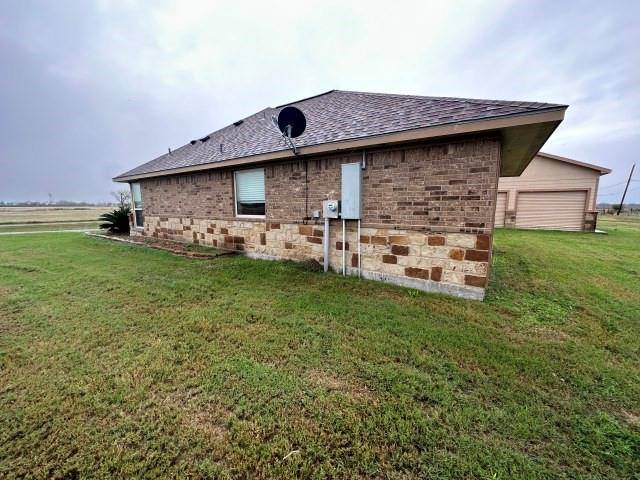 Tivoli, TX 77990,120 Layton Lane